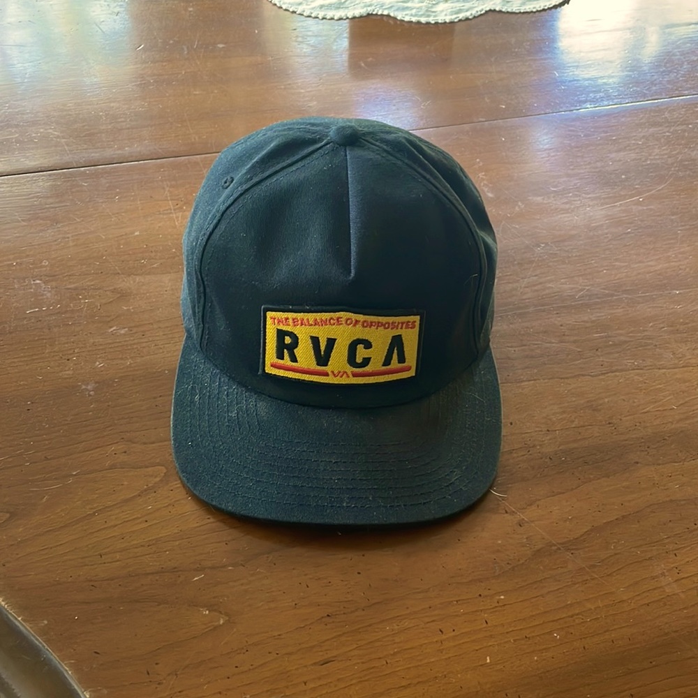 Dead stock RVCA SnapBack